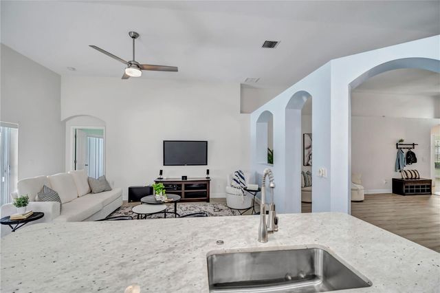 809 ADDISON DRIVE NE, St Petersburg, FL 33716