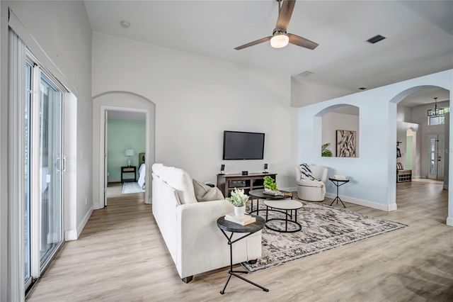 809 ADDISON DRIVE NE, St Petersburg, FL 33716