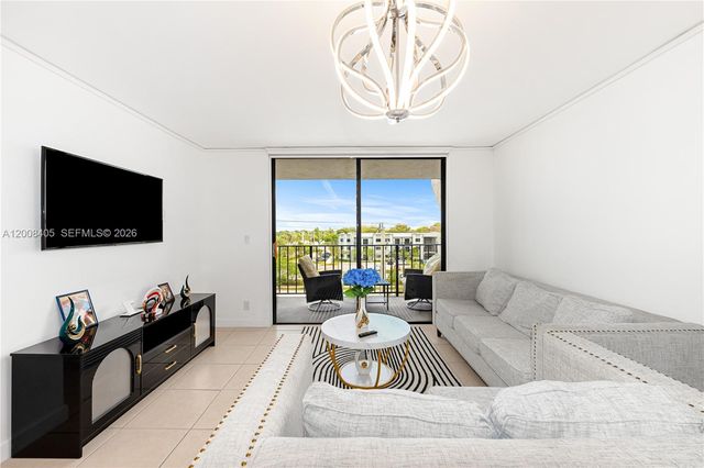 6195 Rock Island Rd 503, Tamarac, FL 33319