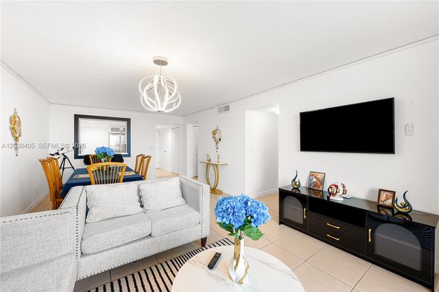 6195 Rock Island Rd 503, Tamarac, FL 33319