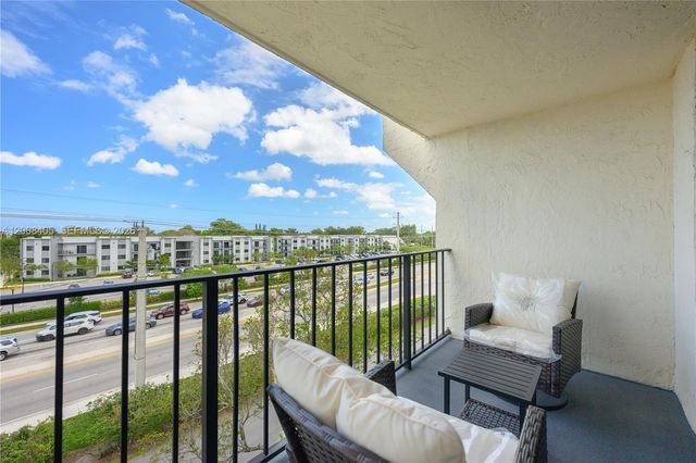 6195 Rock Island Rd 503, Tamarac, FL 33319