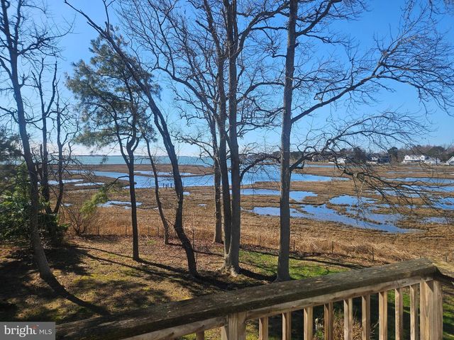 6342 KNOLL HILL DR, Berlin, MD 21811