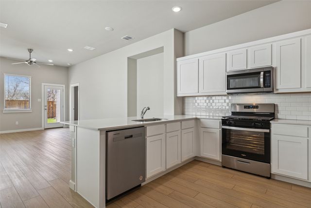 4200 Zoe Lane, Farmersville, TX 75442