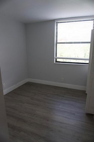 213 Lake Pointe Drive 211, Oakland Park, FL 33309