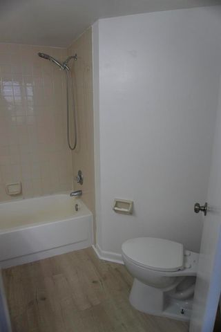213 Lake Pointe Drive 211, Oakland Park, FL 33309