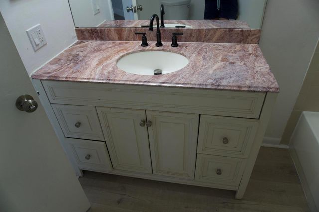 213 Lake Pointe Drive 211, Oakland Park, FL 33309