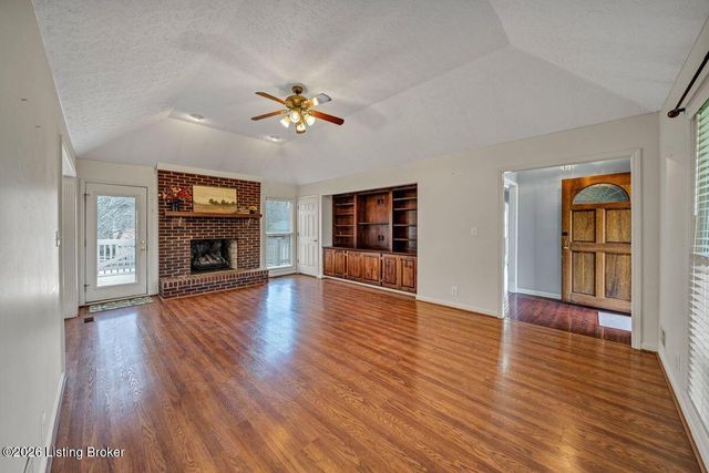 1009 Verity Way, Goshen, KY 40026