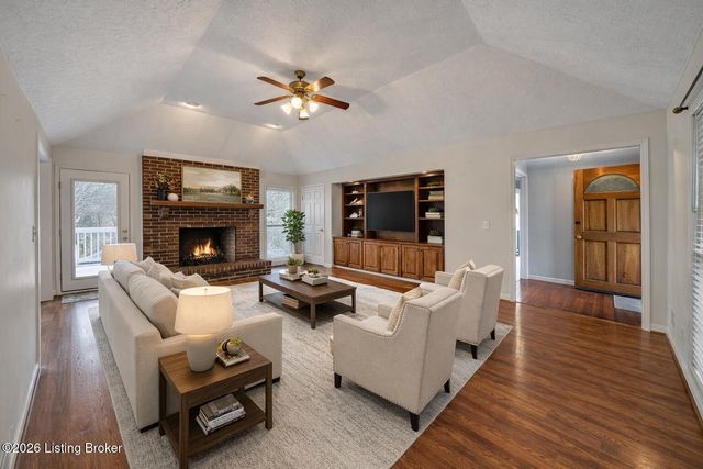 1009 Verity Way, Goshen, KY 40026
