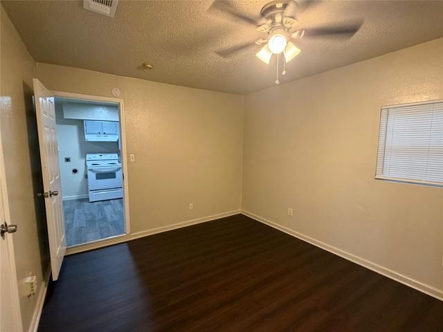 726 Jadewood Drive, Dallas, TX 75232