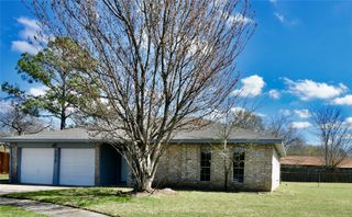 7918 Bunker Wood Lane, Houston, TX 77086