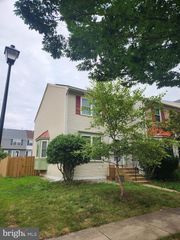 908 SMARTTS LN NE, Leesburg, VA 20176