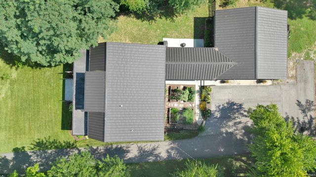 5200 Indiana 261, Newburgh, IN 47630