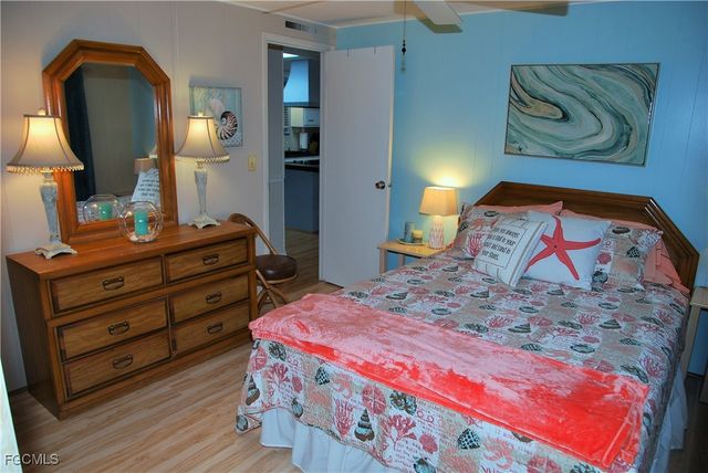 342 Nicklaus BLVD, North Fort Myers, FL 33903