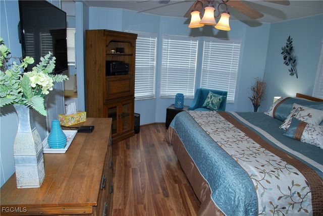 342 Nicklaus BLVD, North Fort Myers, FL 33903