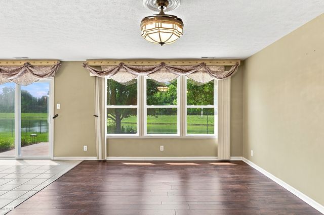 1707 Brookview Drive, Brownsburg, IN 46112