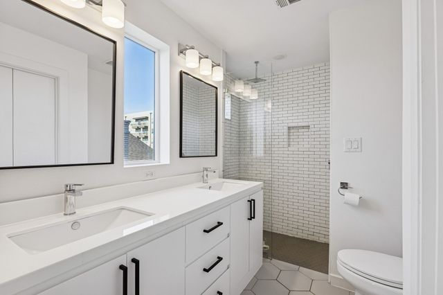 1507 N Garrett Avenue 202, Dallas, TX 75206