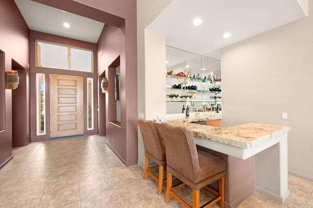 867 Arrowhead Drive, Palm Desert, CA 92211