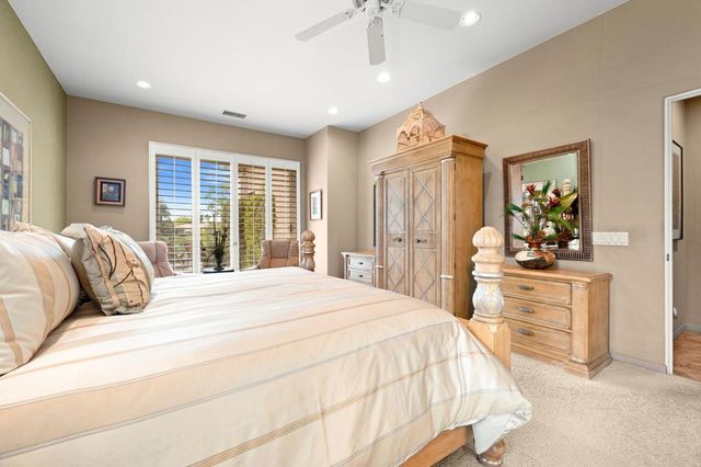 867 Arrowhead Drive, Palm Desert, CA 92211