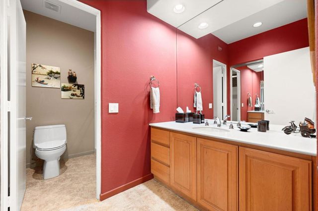 867 Arrowhead Drive, Palm Desert, CA 92211