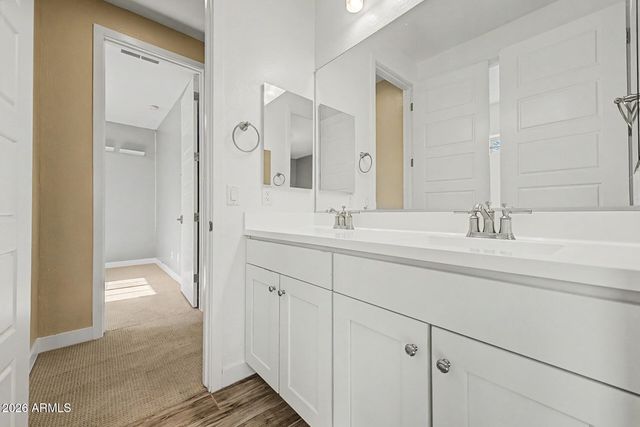 2144 E FLAMINGO Way E, Gilbert, AZ 85297