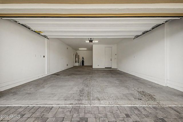 2144 E FLAMINGO Way E, Gilbert, AZ 85297
