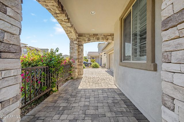 2144 E FLAMINGO Way E, Gilbert, AZ 85297