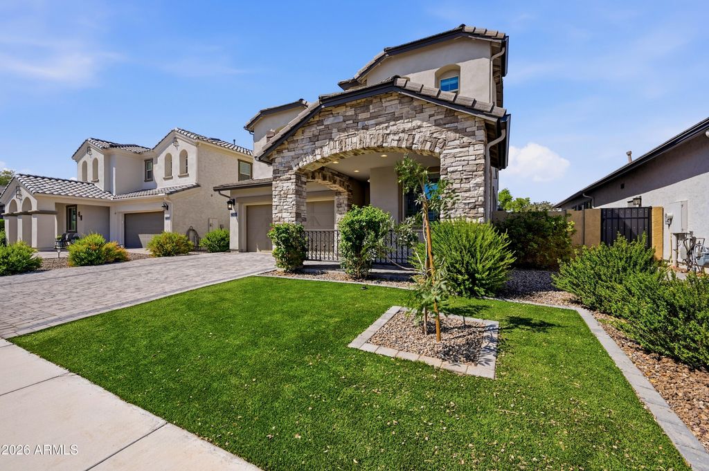 2144 E FLAMINGO Way E, Gilbert, AZ 85297 — photo 3