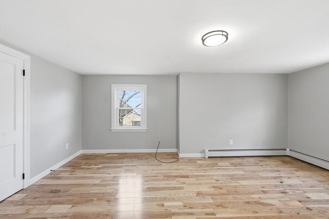 18 Carroll St, Auburn, MA 01501