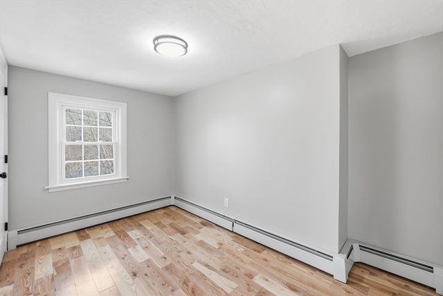 18 Carroll St, Auburn, MA 01501