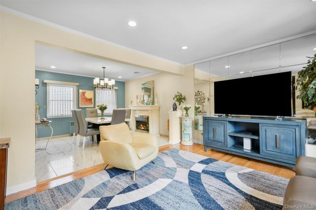 60 E Fort Hill Road, Yonkers, NY 10710