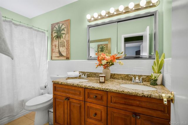 60 E Fort Hill Road, Yonkers, NY 10710