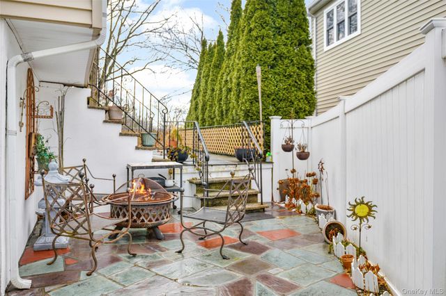 60 E Fort Hill Road, Yonkers, NY 10710