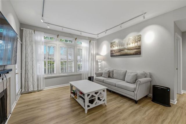 240 Renaissance Parkway NE 102, Atlanta, GA 30308