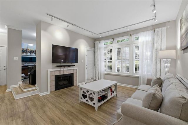 240 Renaissance Parkway NE 102, Atlanta, GA 30308