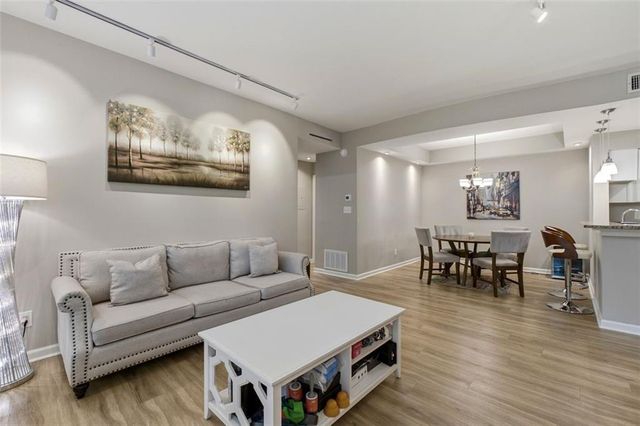 240 Renaissance Parkway NE 102, Atlanta, GA 30308