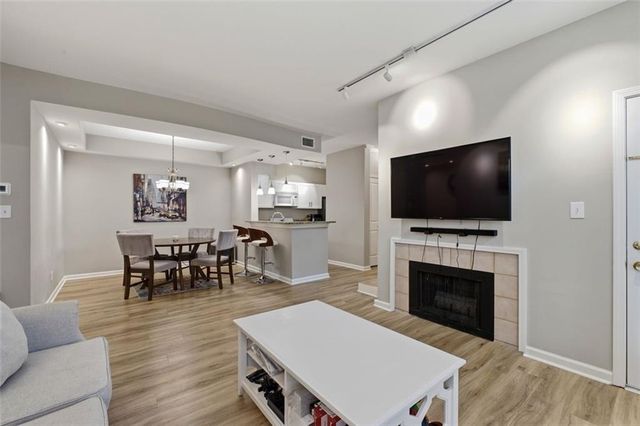 240 Renaissance Parkway NE 102, Atlanta, GA 30308