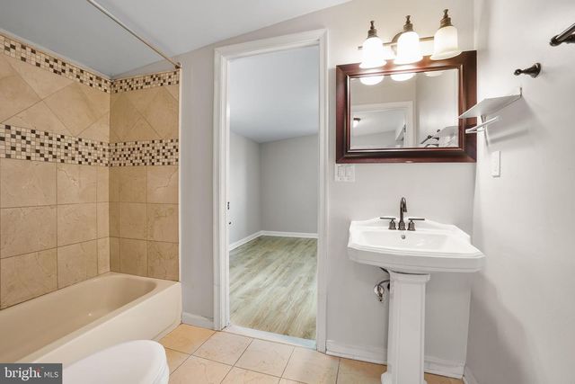 1205 KAYAK AVE, Capitol Heights, MD 20743