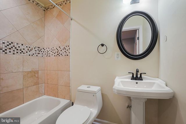 1205 KAYAK AVE, Capitol Heights, MD 20743