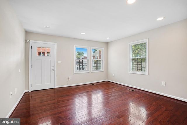 1205 KAYAK AVE, Capitol Heights, MD 20743
