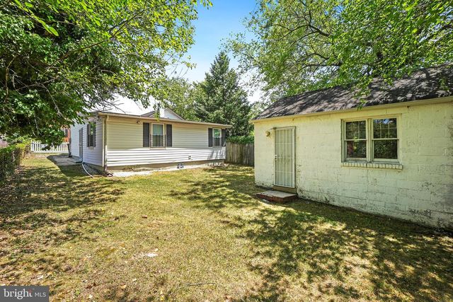 1205 KAYAK AVE, Capitol Heights, MD 20743