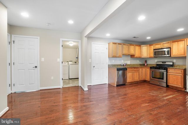 1205 KAYAK AVE, Capitol Heights, MD 20743