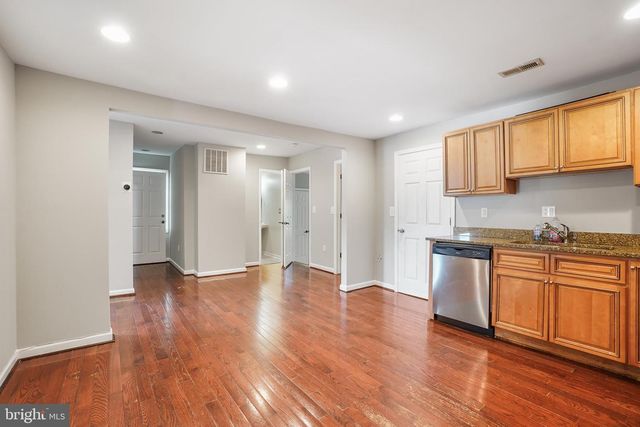 1205 KAYAK AVE, Capitol Heights, MD 20743