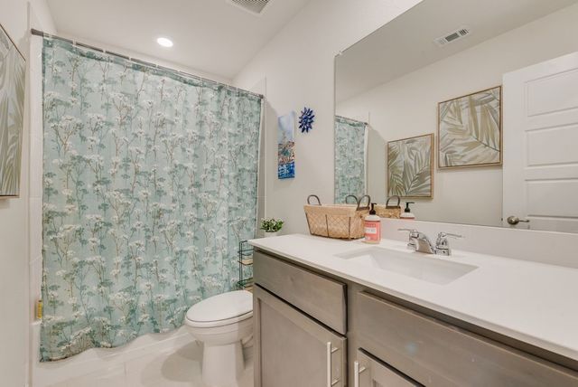 811 Dove Haven Way, Lavon, TX 75166