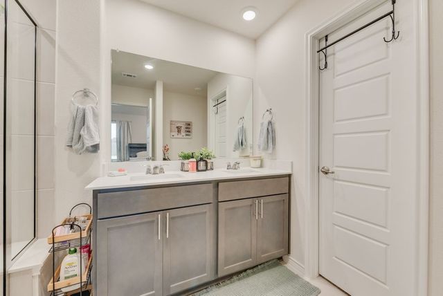 811 Dove Haven Way, Lavon, TX 75166