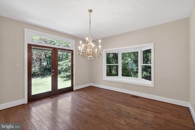 8130 VIOLA ST, Springfield, VA 22152