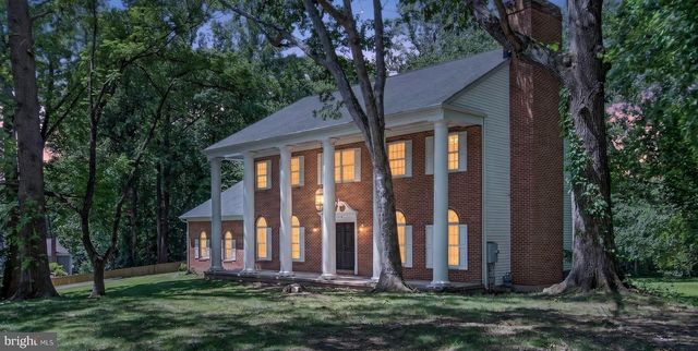 8130 VIOLA ST, Springfield, VA 22152