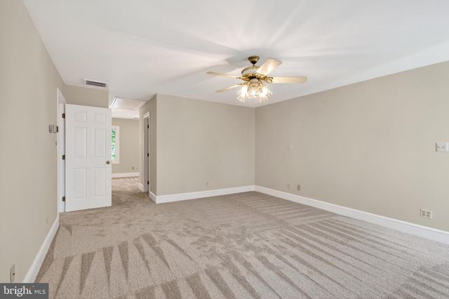 8130 VIOLA ST, Springfield, VA 22152