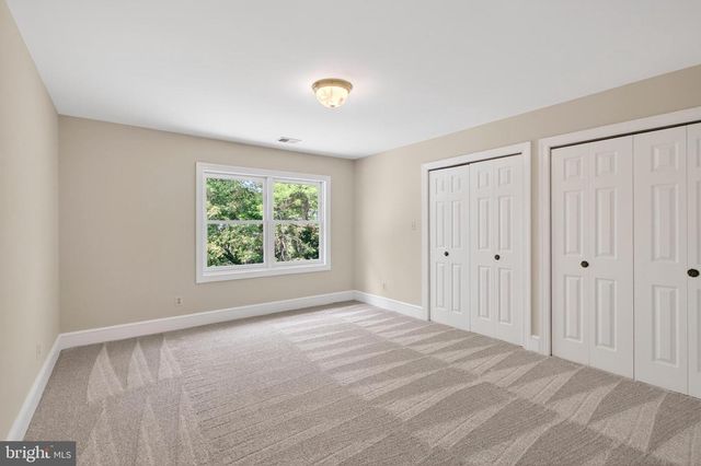 8130 VIOLA ST, Springfield, VA 22152