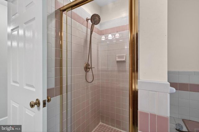 8130 VIOLA ST, Springfield, VA 22152