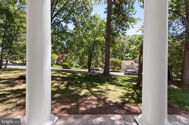 8130 VIOLA ST, Springfield, VA 22152